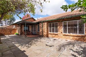 Townhouse For Sale in Terenure & Ext