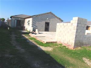 House For Sale in Bluewater Bay
