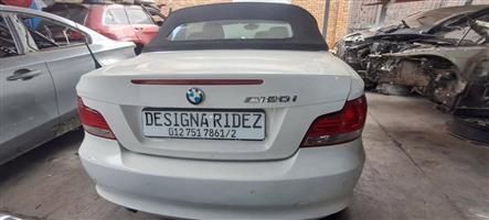 2009 BMW 120I E88 stripping for spares/PARTS