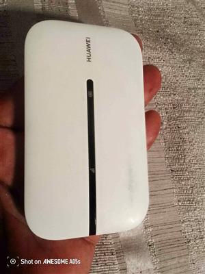 HUAWEI POCKET Wi-Fi ROUTER