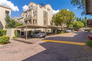 Apartment For Sale in Paulshof