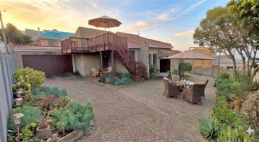 Charming 3 Bedroom Home For Sale in Dana Bay