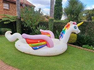 Large Intex inflatable Unicorn Float