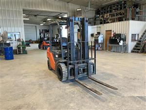 Selling Our Toyota 8FDU25 Forklift Diesel 3.5 Ton