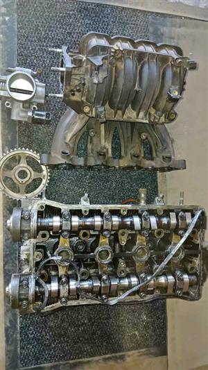Chevrolet Aveo 1.6 16valve top, intake manifold, throttle body with sensors and engine bolts