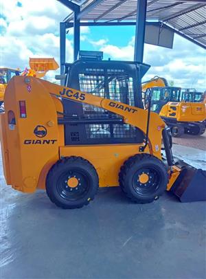 JC45 SKIDSTEER GIANT