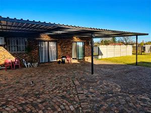 Garden Cottage Rental Monthly in Three Rivers