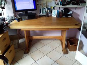 SOLID WOOD TABLE FOR SALE 