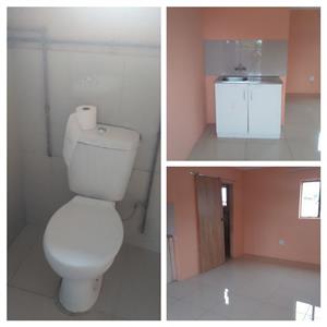Spacious en-suite with shower and toilet in Sunvalley 