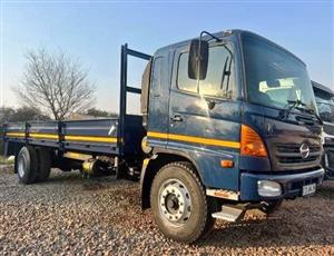 2014 - Hino 500 8Ton Dropside Truck now on sale - Excellent condition