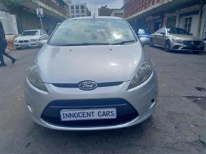 2009 FORD FIESTA 1.4 PETROL, MANUAL TRANSMISSION, SILVER COLOUR, MILEAGE 95000KM