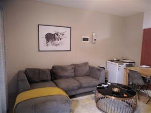 Charming 3  bedroom flat for sale!