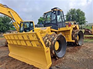 Cat 926G Landfill compactor for sale 