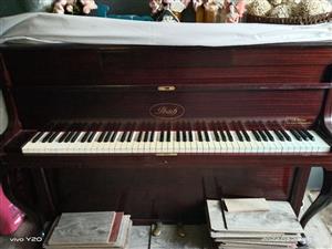 Piano forsale