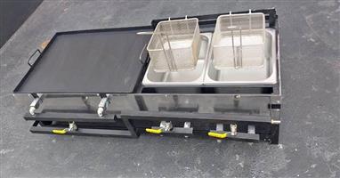 Gas Griller and 2x8ltr gas deep fryer combo we take cards.
