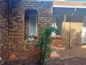 3 bedroom house for rent in Hesteapark Pretoria North 