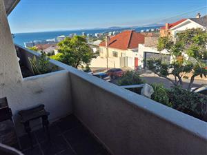 Apartment For Sale in Sea Point