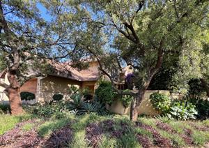 Townhouse For Sale in Midstream Estate