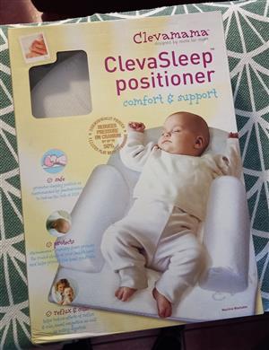 Baby Sleep positioner and Cot Bumper