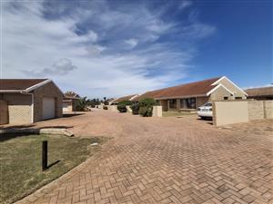 2-Bedroom Facebrick Townhouse Near Nelson Mandela University