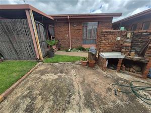 Apartment For Sale in Hermanstad