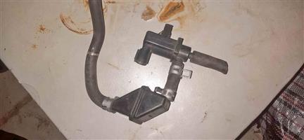 Toyota Camry EGR Vacuum Delay Valve