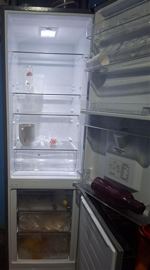  hisense 263L fridge 