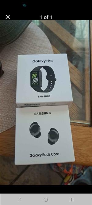 New watch plus earpods