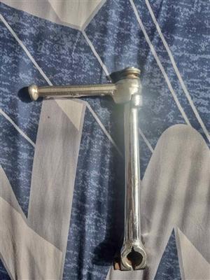 125cc kickstarter peg