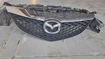 Front grill Mazda 3
