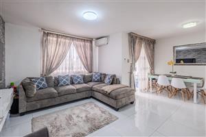 Modern 2 Bedroom Apartment with Elegant Finishes and 24 Hour Security