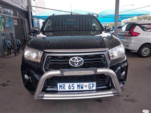 2016 TOYOTA HILUX 2.8 ENGINE CAPACITY GD6 DOUBLE CAB 4X2 MANUAL DIESEL BLACK SERVICE BOOK LEATHER .