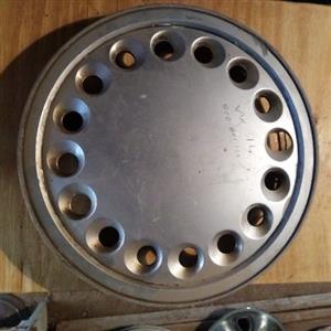 Golf / Fox, wheel cap