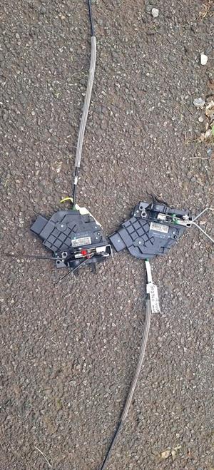 Ford figo door lock meginasm available