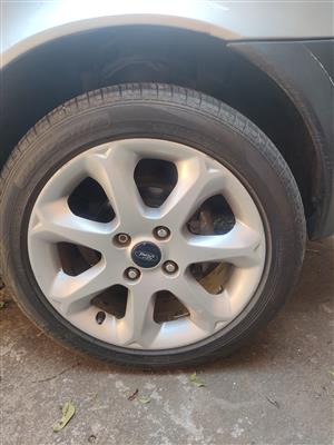 16 inch ford rims with tyres in good condition 