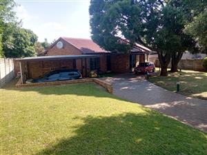 House Rental Monthly in Allens Nek