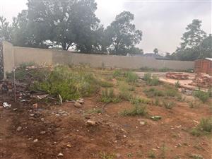 Discover your dream project on this 725m² vacant land for sale in Vanderbijlpark CW 5—endless possi