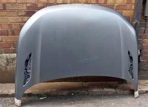 Range Rover Evoque bonnet
