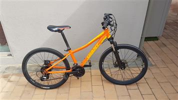 Giant XTC 24" mountain bike