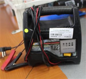 MOTO QUIP MQ1232 6AMP BATTERY CHARGER S064397B