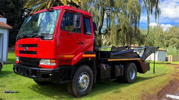 FOR SALE: UD 290 Skiploader Truck