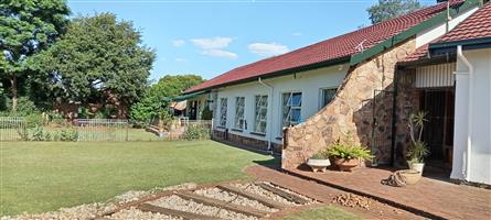 Spacious Multi-Home Property on a Double Stand – Ideal for Frail Care or Rehabilitation Center