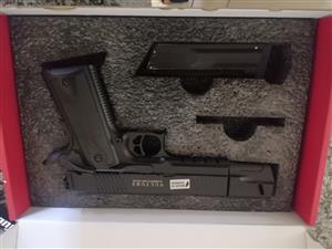 ICS airsoft black leapord vulture pistol 