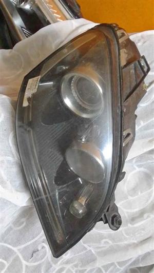 Mercedes Benz ML w164 headlight