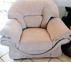 2 x 1 Seater Couches Beige