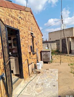 A House is for sale in DOBSONVILLE EXT 2