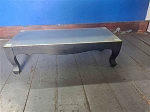 Small coffee table for Sale!