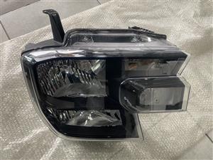 2025 FORD RANGER T9 HALOGEN HEADLIGHT RIGHT SIDE FOR SALE.