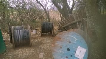 Fiber optic cable for sale. Short span aerial fiber or SSA fiber for sale. Heavy duty duct.