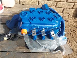 Blue hydraulic bucket controller valves 